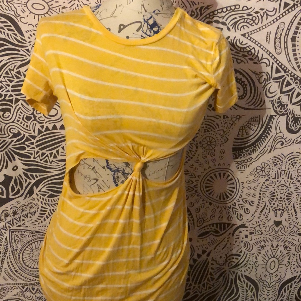 Yellow dress